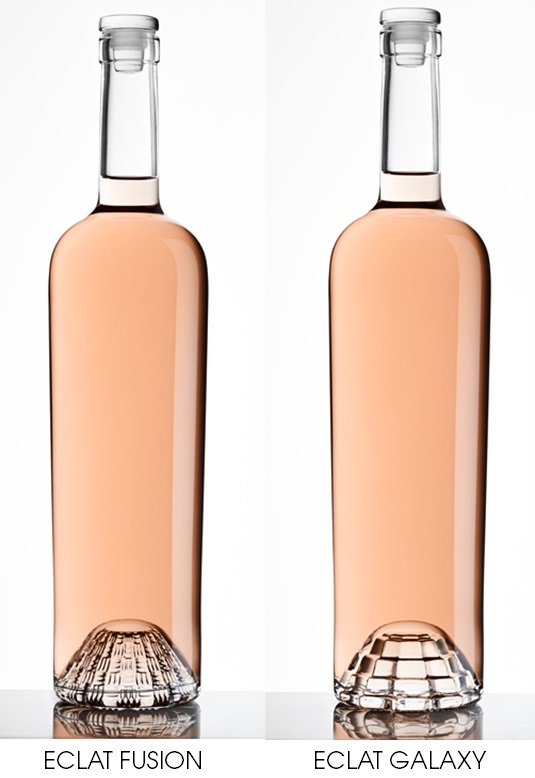 Eclat Fusion & Galaxy models in extra-white flintb glass filled with Rosé wine